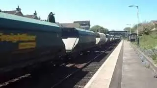 Freightliner 66522 'Shanks' stone train @ Oldfield park station