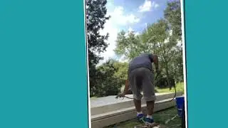 Power washing deck.spray 1 cots & rolls 1cots solid stained..pro ninos painting 248-909-9059