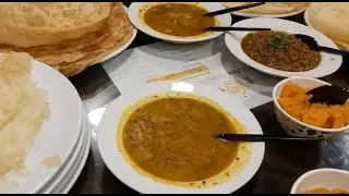 Desi Nashta Indian Pakistani Review | Poori | Channa| Lassi | Halwa | Keema | Paratha
