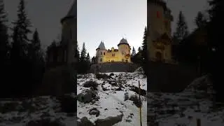 Замок Савойя на высоте 1600 метров, построеный, мол, в 19 веке!