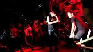 Slapshock's Chi Evora Stage Drive (Slapshock @ Master of Mayhem II)