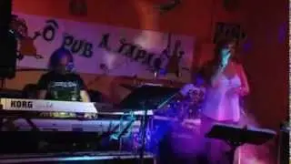 5 ANS O PUB A TAPAS.flv