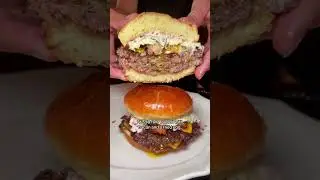 The BEST burger in NYC! 📍4 Charles Prime Rib #nycburger #burgerreview  #nycsteakhouse #nycbucketlist
