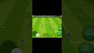 foul or not?🤝 #football #efootball #mctominay #manunited #youtubeshorts #goviral #foryou #tackle