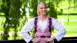 Lena Miclaus  - Firele cărunte, prin barbă ț-or dat ( Official video)