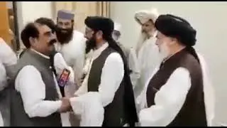 Disgruntle JUI-F Leaders Meet Imran khan | Imran Khan Needed Ulama  @azmatnama