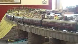 B.M.Rly.S: The HORNBY is, No.60009 'Union of South Africa', was running on OO Gauge Layout. (V10)