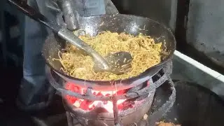 RELA ANTRI DEMI BAKMI GORENG INI ‼️‼️‼️