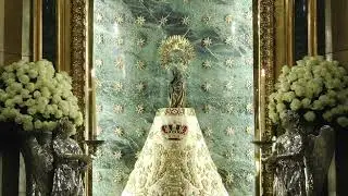 Un minuto junto a la Virgen del Pilar del día 21 de abril. Dedicado a Teresita.
