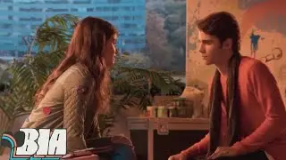 ¿Cuándo pasó? - Isabela Souza _ Julio Peña - Bia Disney Channel