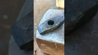 Turned a broken hammer into a mini Hammer