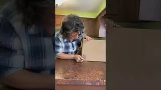 Want to Repurpose a Box for Mailing? Here&rsquo;s How