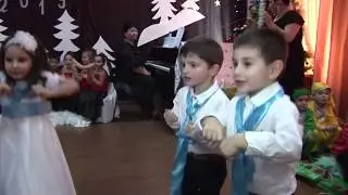 ჭიათურის პირველი ბაგა ბაღის აღსაზრდელთა საახალწლო ზეიმი ახალი წლის ჯადოსნური ზღაპარი პედაგოგი მანანა