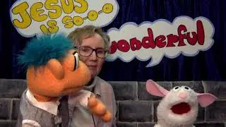 Puppetkapers with Chaplain Marilyn