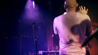 MONSIEUR NOV feat LAURE MILAN - SURVIVRONS NOUS LIVE @ CABARET SAUVAGE