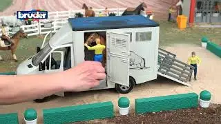 Фургон с лошадью Mercedes Benz Sprinter Bruder 02-533 02533