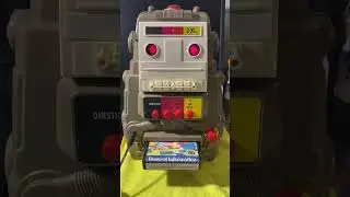 2-XL 2XL Talking Robot 🤖 8 Track Player