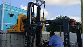 Brick Grabber - 1.5 ton Lifting Capacity - Open Width 5 feet - RANTON HYDRAULICS - 8825887567