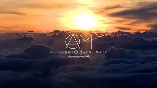 Alejandro Maldonado - #yoganos&oacute;losonposturas
