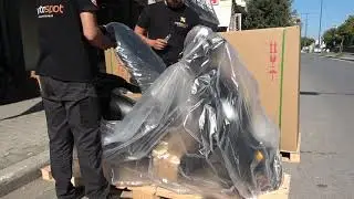 Unboxing the SYM Fiddle 125cc scooter black color 2021