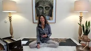 Relax deeply with Julia in the Sanctuary on zoom