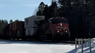 CN 3167 at Bennett, WI with an amazing horn salute at MP 437.70.