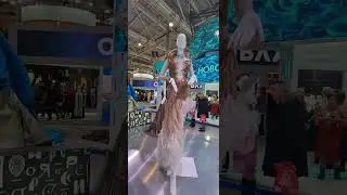 Прогулки по Москве. Выставка высокой моды. #красота в деталях
