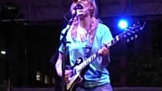 Wussy perform 