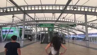 Brisbane Airport - where are the signs?