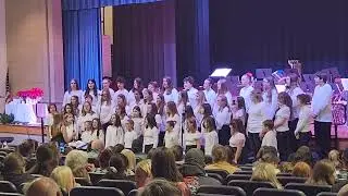 j'entends le moulin 2022 Buckhannon Upshur middle school choir concert