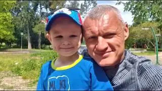 Семья на прогулке в лесу. Йокнеам - Илит. 15.04.20.