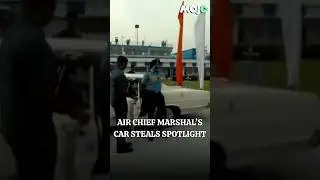 Air Chief Marshal Singh Arrives in Former Air Chief Marshal P.C. Lal&rsquo;s Iconic Car on Air Force Day