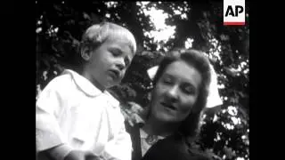 Zog, Wife And Zoglet