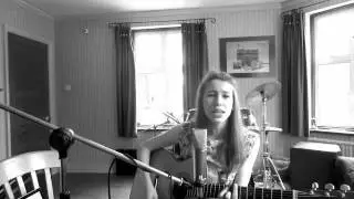 Dear John- Taylor Swift (Cover By @sazclose) Free download and chords! :)