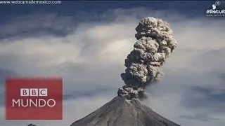 Espectaculares imágenes del volcán de Colima en México expulsando cenizas