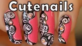 Beautiful detailed Nail art: drawing tricks
