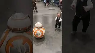 BB-8 Finds A Young Jedi! #jedi #bb8