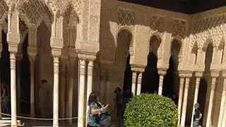 الآثار المعمارية المتبقية من قصور الحمراء بغرناطة