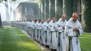Gregorian Chants for God’s Blessing | Help Your Neighbor — and God Will Help You