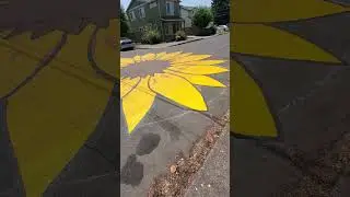 Portland oregon street art 🎨  2 blocks from my home July 6th 2023