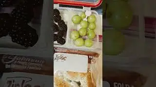 what are my teens having for lunch? #lunch #greengrape #bagels #welchs #pepperoni #momlife
