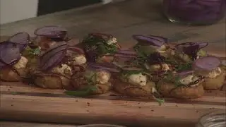 207 Kitchen: Crab rangoon hash browns