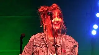 Molly Tuttle 