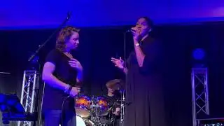Shallow - Gil Ofarim & Cassandra Steen (Willich 04.10.19)