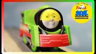 THOMAS AND FRIENDS TOYS Trackmaster TURBO SPEED PERCY Accidents Happen KIDS PLAYING TOY TRAINS