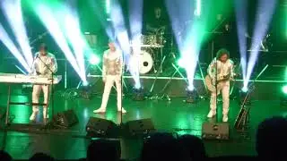 Bee Gees Tribute Show 