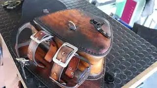 Rarebag Satteltasche mit Flasachenhalter f&uuml;r Softailmodelle bis 2017