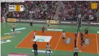 Monsterblock von Eugen Bakumovski (Generali Haching) gegen Idi (Friedrichshfn)
