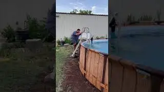 How cold will dry ice make this pool?