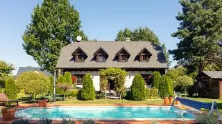 Siberian Pine House with Pool For Sale Near Warsaw. Price: PLN 1 200 000 PLN